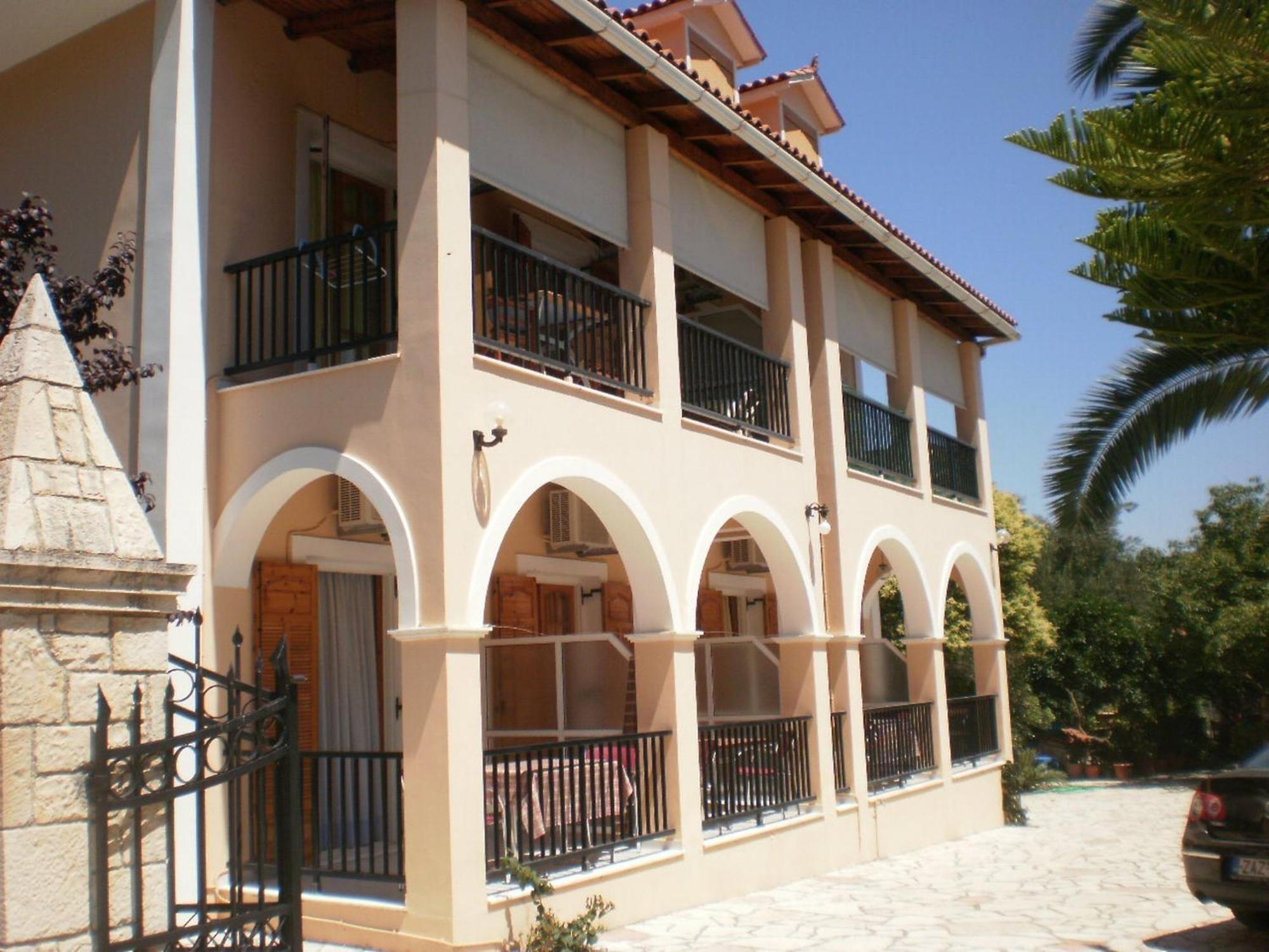 Loukas Inn Family Resort Keri Quarto foto